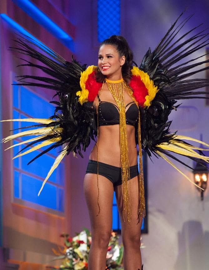 Anissa Blondin Miss Universe Belgium 2014 National Costume