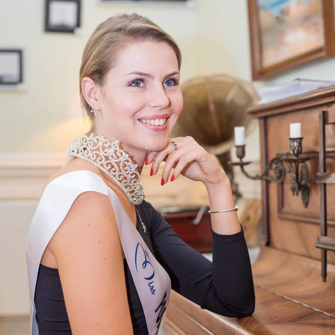 Marion Sokolik Miss Poitou-Charentes 2018, Finalist Miss France 2019 (Photo Credits: Miss France/ Contestant Official FaceBook)