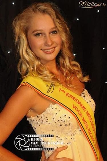 Nina De Baecke Finalist Miss Belgium 2015 (Photo Credits: Miss Belgium/ Official FB Page)