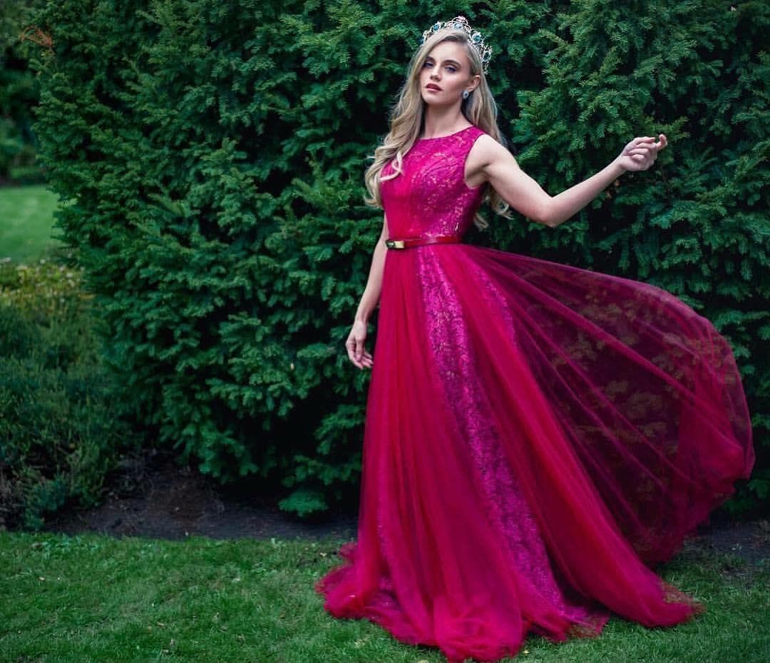 Cailín Áine Ni Toibín Miss Universe Ireland 2017 (Photo Credit: Miss Universe/FaceBook Official)