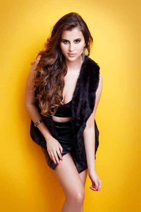 Carolinne Ribas contestant Miss Brazil 2015