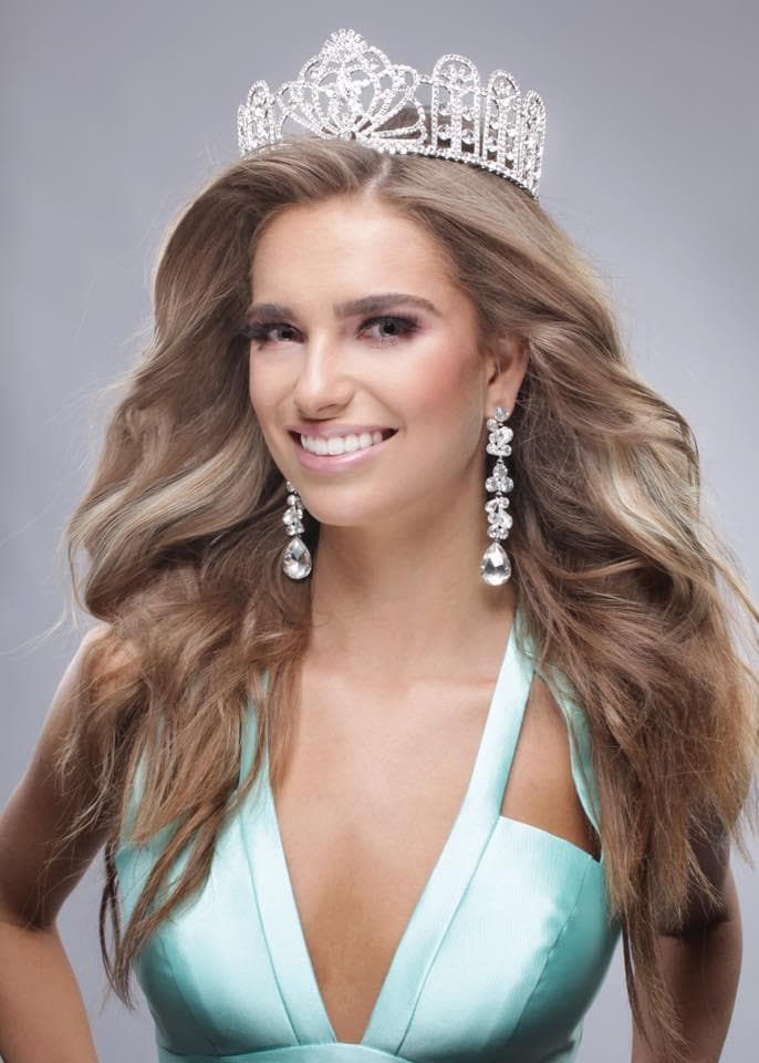 Kalina Hamilton (New Mexico) Contestant Miss Teen USA 2017 Photoshoot (Photo Credit: Facebook Official)