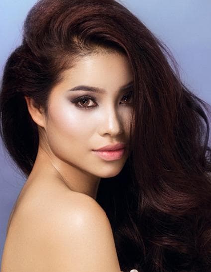 Pham Thi Huong Contestant from Vietnam for Miss Universe 2015