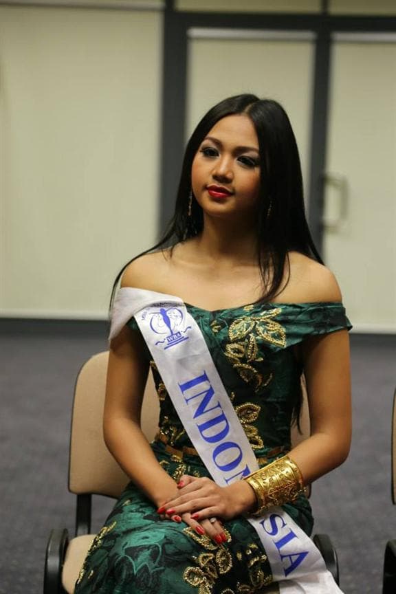 Estelita Liana - Indonesia