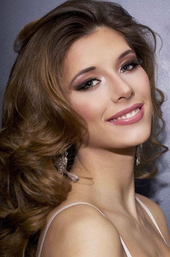 Camille Cerf Miss Universe France 2014