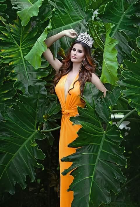 Carolinne Ribas contestant Miss Brazil 2015