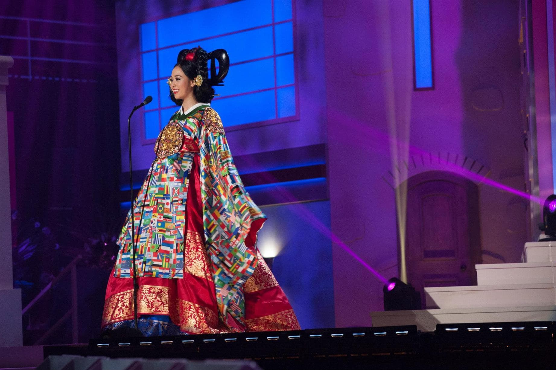 Yoo Ye Bin Miss Universe Korea 2014 National Costume