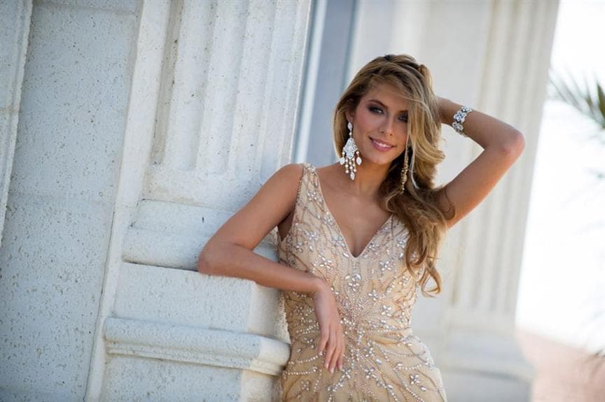Camille Cerf Miss Universe France 2014