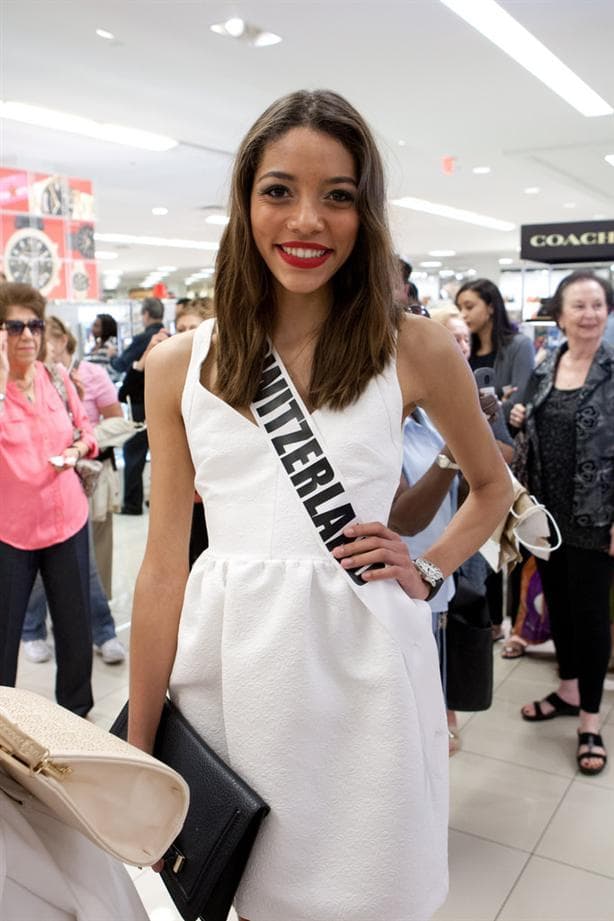Zoe Metthez Miss Universe Switzerland 2014 at Chinese Laundry Shoes Meet