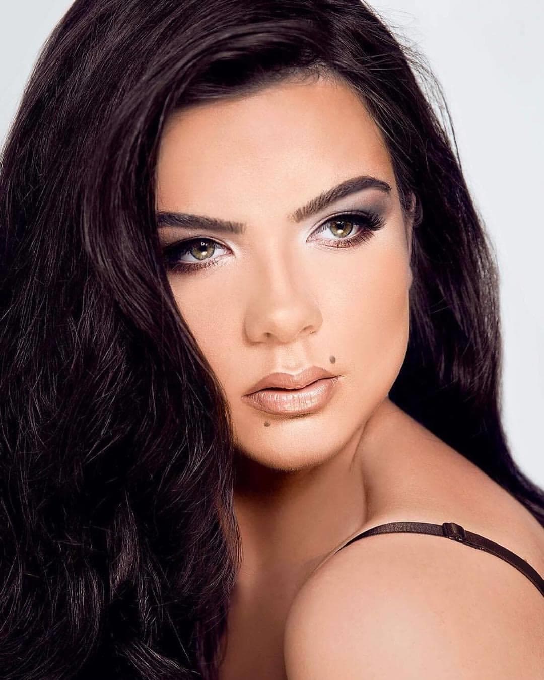 Sophie Bettridge Miss Earth Wales 2017 - Finalist for Miss Earth 2017 (Photo Courtesy:Contestant Facebook/Miss Earth Official)