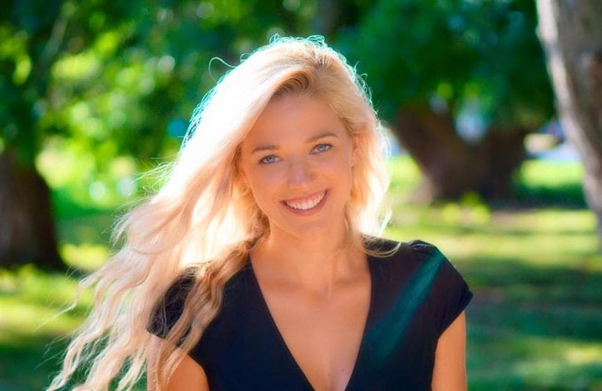 Ceri McVinnie Contestant Miss World New Zealand 2015 (Photo Credit: Miss World New Zealand/ Contestant Official Facebook)
