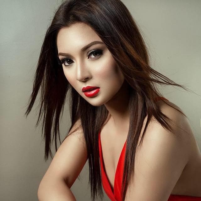 Carla Salaveria Valderrama Miss Philippines Earth 2015 Contestant