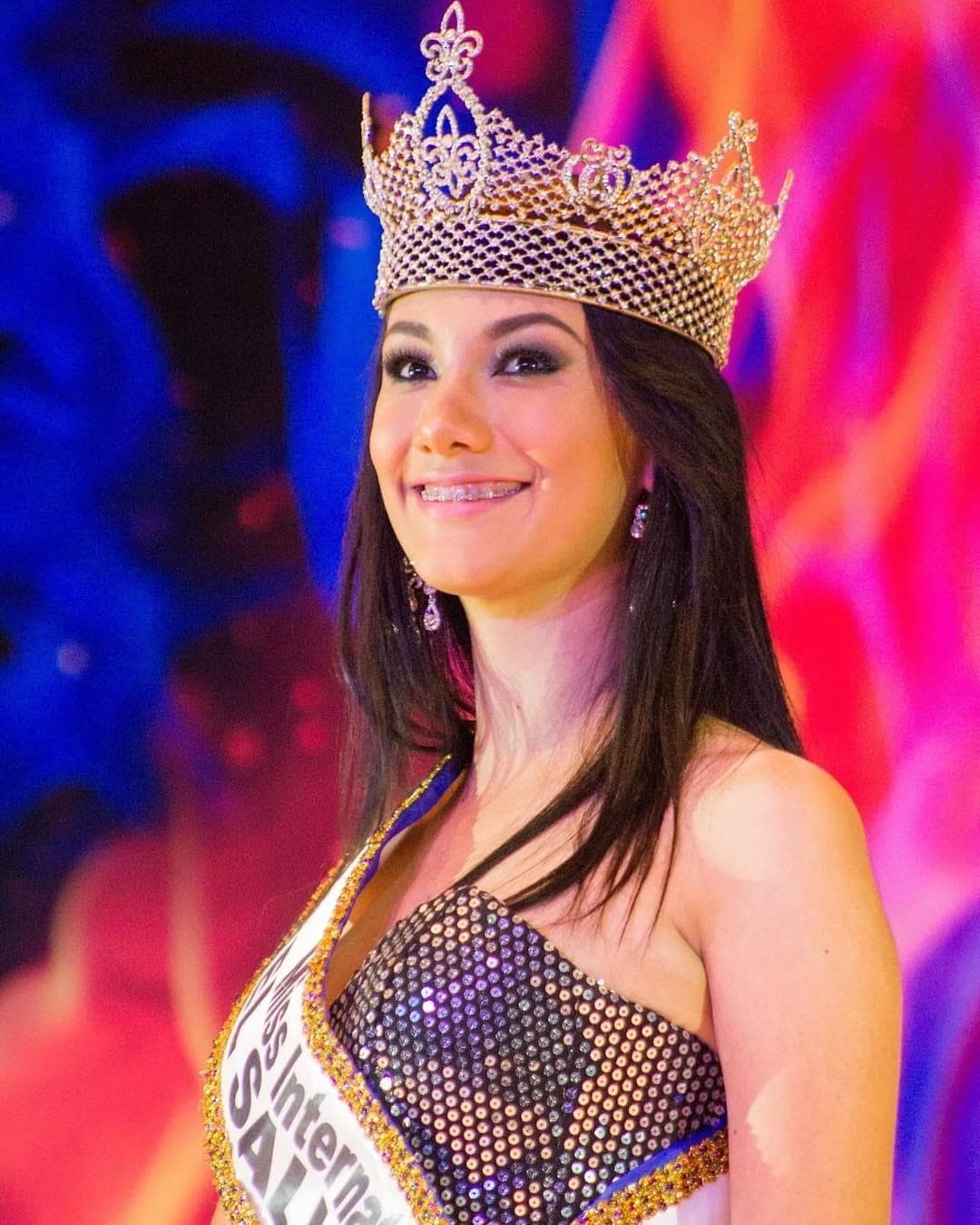 Fátima Yolanda Mauricio Mangandi Miss International El Salvador 2017