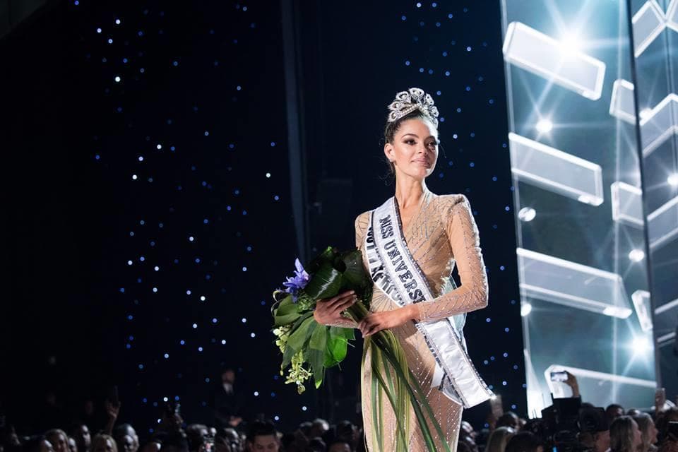 Demi-Leigh Nel-Peters from South Africa winner Miss Universe 2017