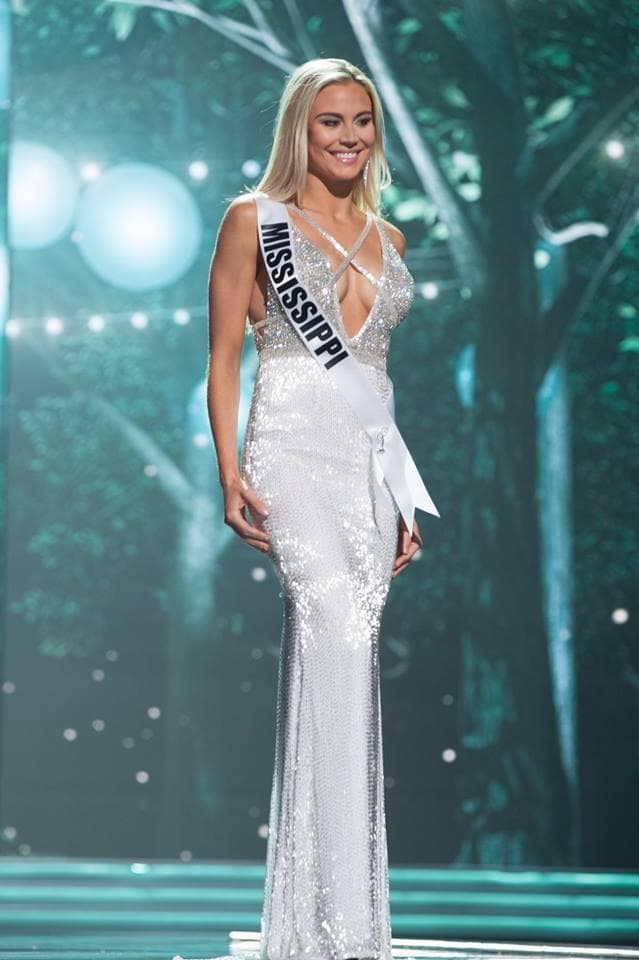 Ashley Hamby Miss Mississippi USA 2017 during Preliminary Evening Gown Competition (Photo Credit: Miss USA Facebook Official)