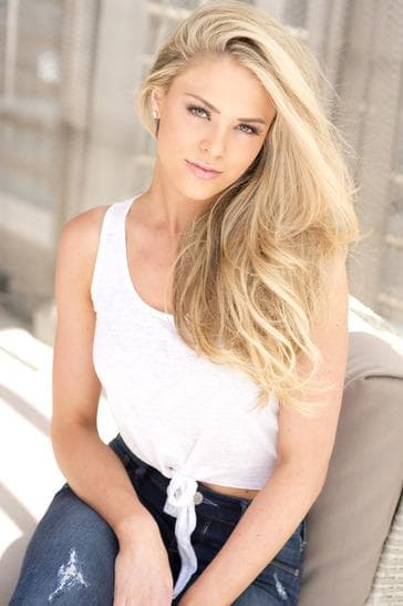 Sydnee Stottlemyre Miss USA 2016 Contestant Headshot Photoshoot (Photo Credits: Facebook Official)