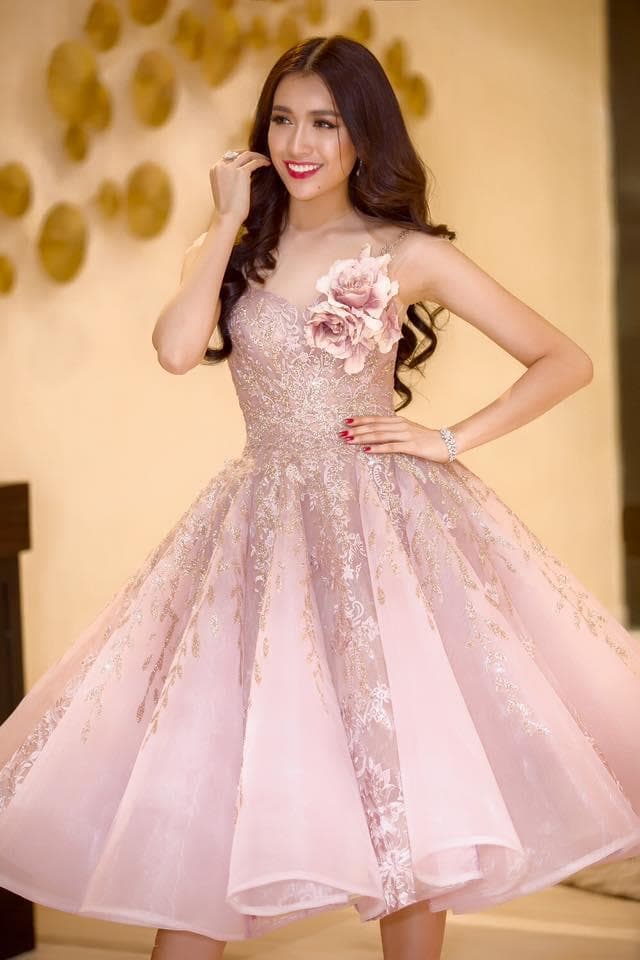Le Hang Contestant from Vietnam for Miss Universe 2016 (Photo Credits: Instagram/Facebook Official)