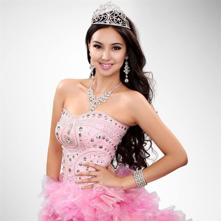 Battsetseg Turbat (Mongolia) Miss World 2014 (Courtesy: Official Facebook page)