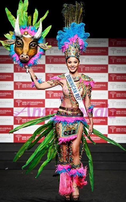 Bárbara Santana National Costume for Miss International 2014