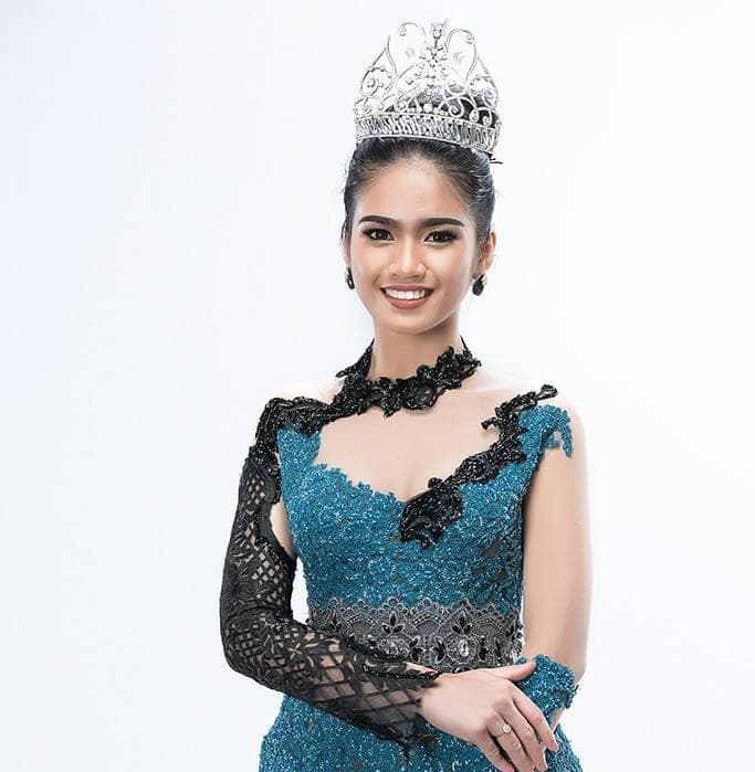 Lois Tangel Miss Tourism International Indonesia 2017 (Photo Credit: Facebook/Instagram Official)