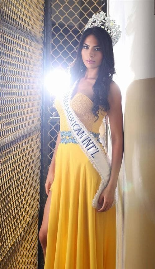 María José Maza Miss Earth Ecuador 2014