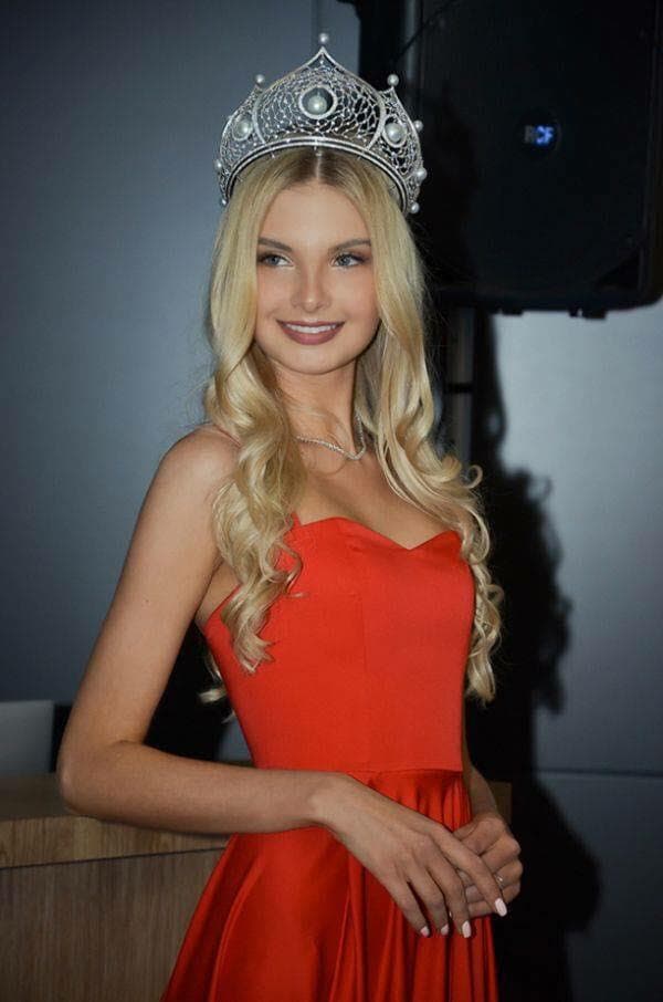 Polina Popova ПОЛИНА ПОПОВА Miss World Russia 2017 - Finalist Miss World 2017 (Photo Courtesy: Miss World/ Facebook Official)