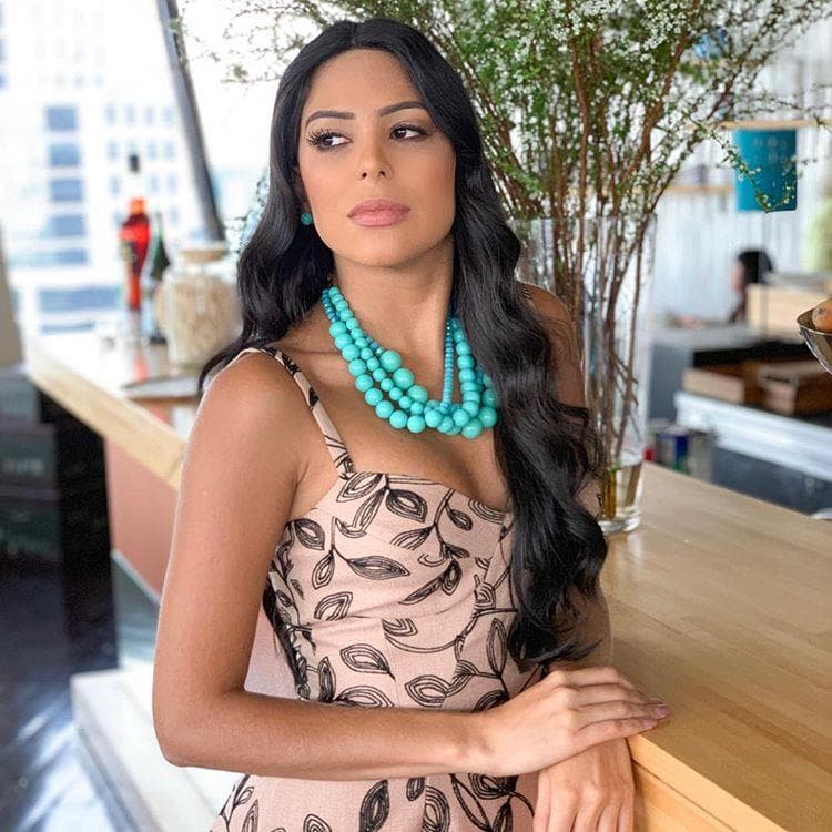 Mayra Benita Alves Dias Miss Universe Brazil 2018, Miss Universe 2018 Contestant (Photo Courtesy: Miss Universe/Candidate FaceBook/ Instagram)