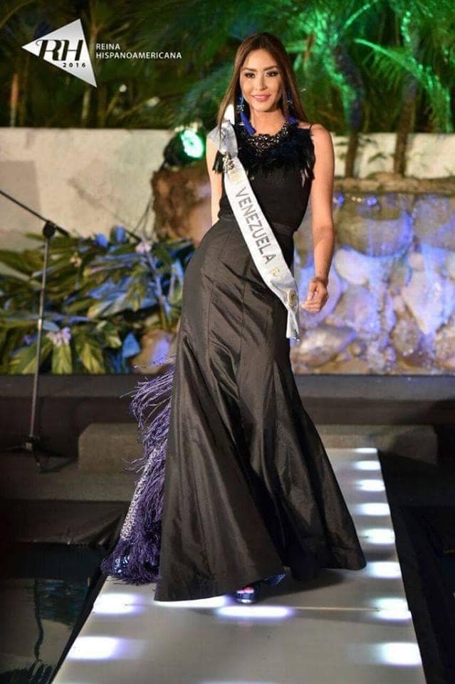 Antonella Massaro (Venezuela) - Reina Hispanoamericana 2016 Finalist (Photo Credits: Official Facebook/ Instagram)