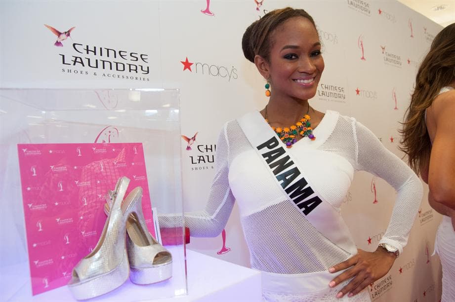 Yomatzy Hazlewood De La Rosa Miss Universe Panama 2014 at Chinese Laundry Shoes Meet