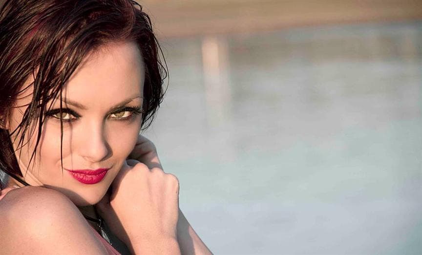 Artnesa Krasniqi Miss Universe Kosovo 2014