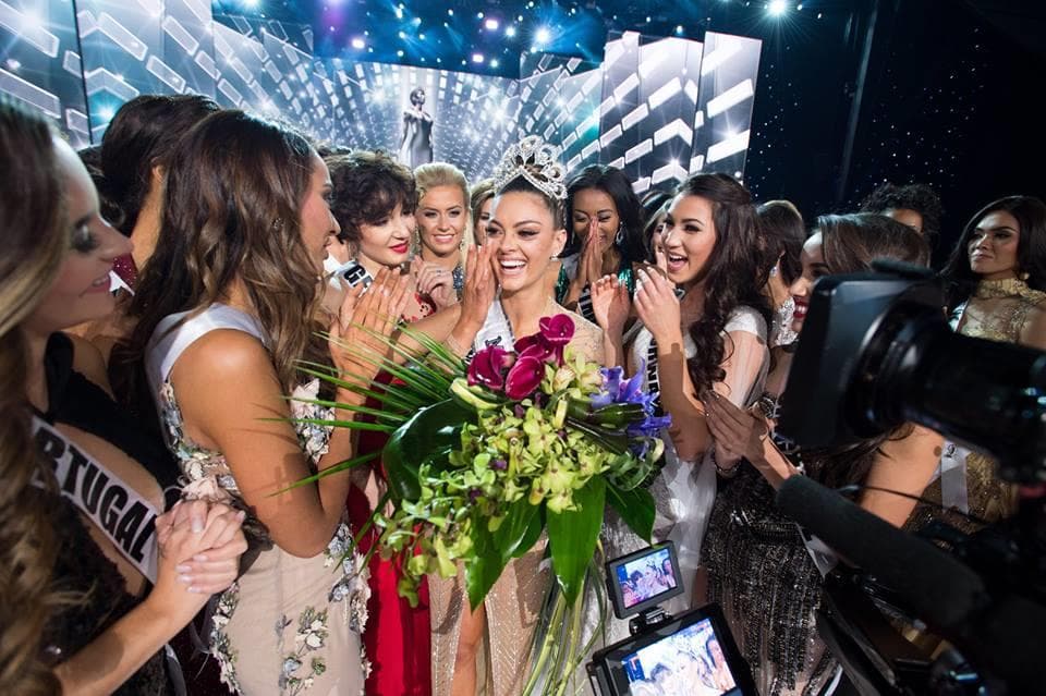 Demi-Leigh Nel-Peters from South Africa winner Miss Universe 2017 with her Companions