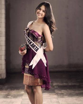 Estelita Liana (Indonesia) Miss Supranational 2014