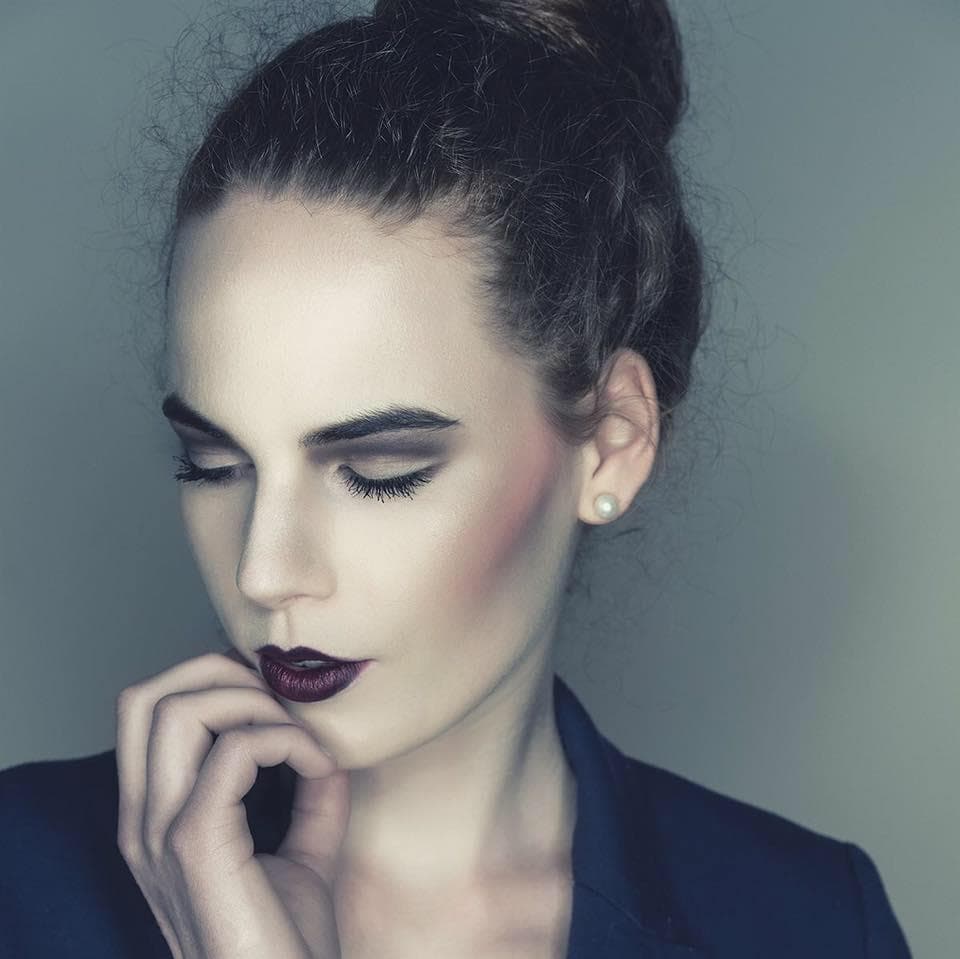 Katja Purtscheller (Miss Online 2017) Photoshoot (Courtesy FaceBook/missaustriacorporation)