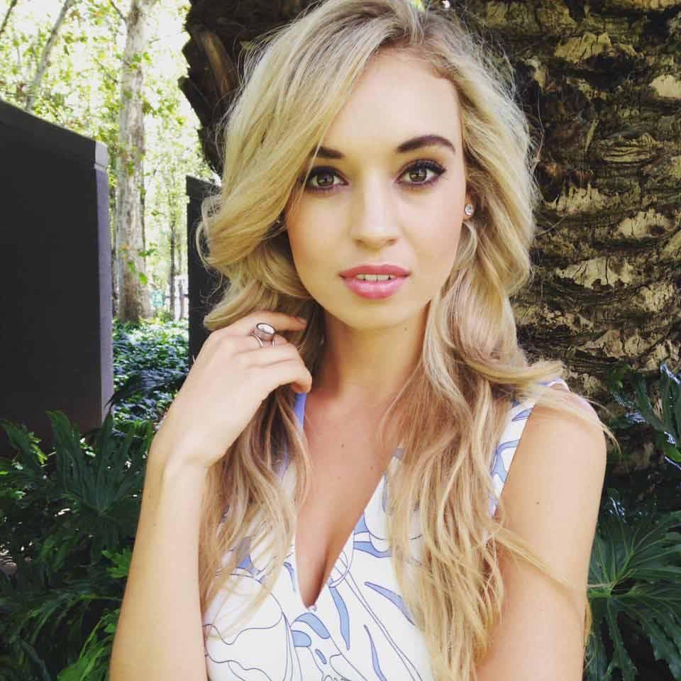 Mikaela Oosthuizen Contestant Miss South Africa 2016 (Photo Credit: Miss South Africa Facebook Official)
