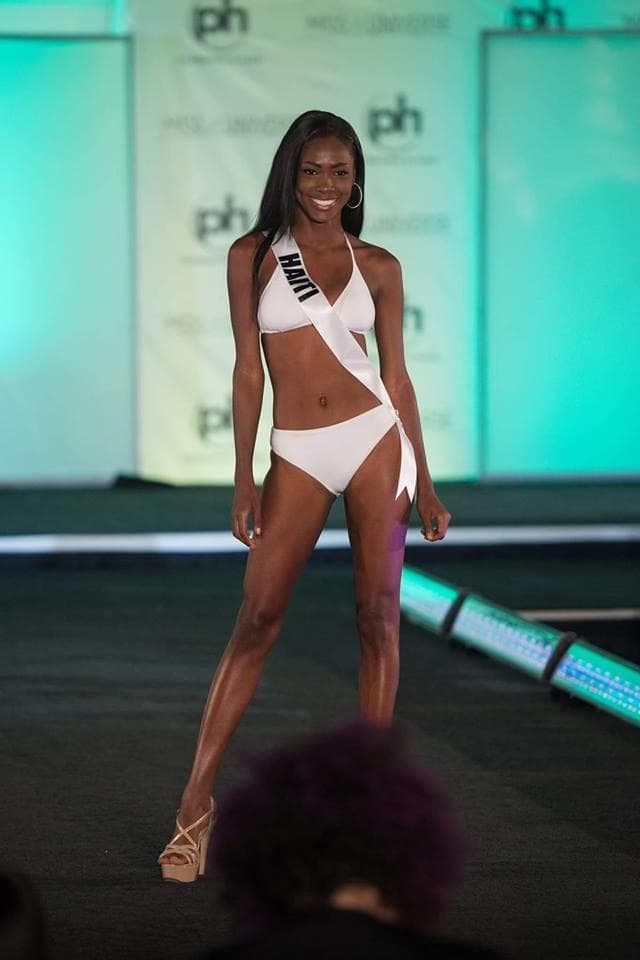 Miss Universe 2017 Preliminary Competition Swimsuit Round