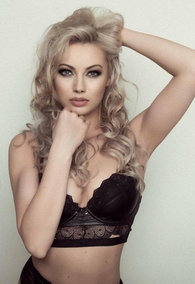 Stefanie Buchmann (Miss Online 2017) (Courtesy FaceBook/missaustriacorporation)