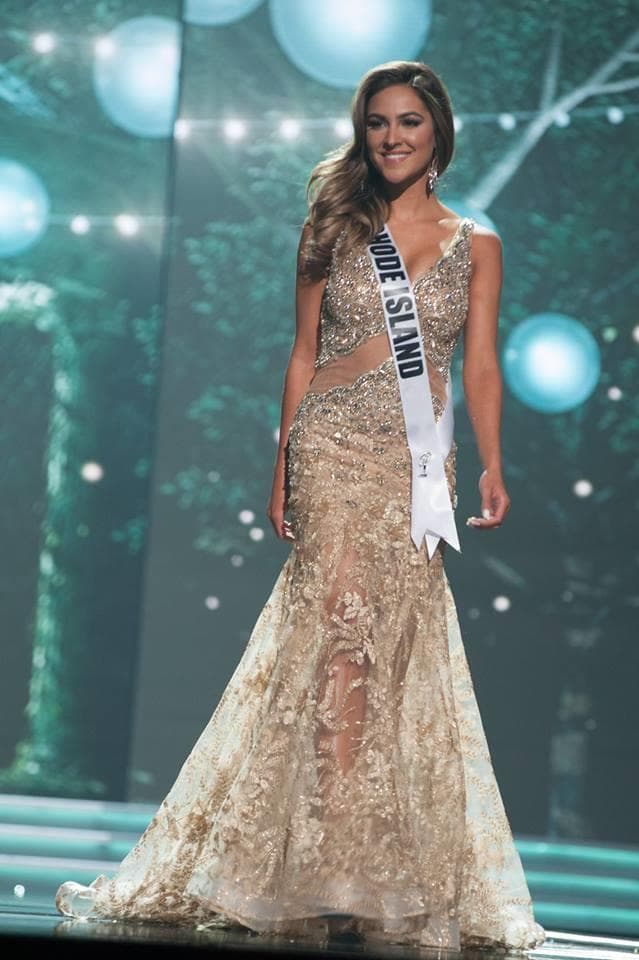 Kelsey Swanson Miss Rhode Island USA 2017 during Preliminary Evening Gown Competition (Photo Credit: Miss USA Facebook Official)
