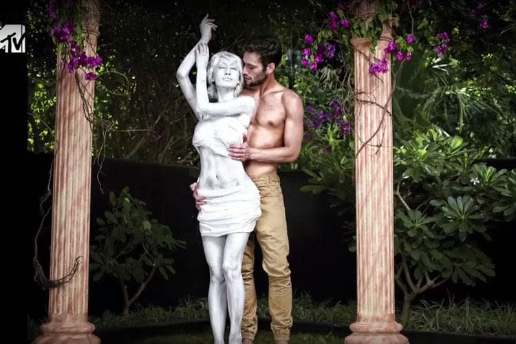 Gloria Tep Entangled in a Forbidden Love Story