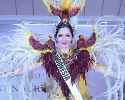 Sonia Fergina Citra turns into a bird for her bid in Miss Universe 2018
