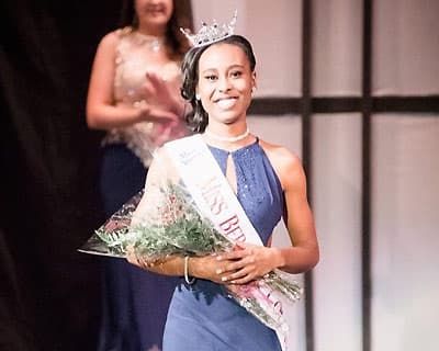 Tamia Hardy crowned as Miss West Virginia 2017 for Miss America 2018