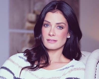 Former Miss Universe Dayanara Torres begins treatment for cancer