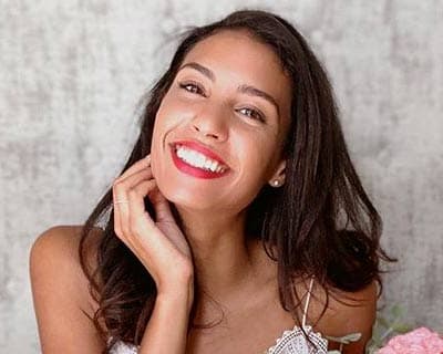 Miss France 2009 Chloé Mortaud – From Beauty Queen to a Global Entrepreneur