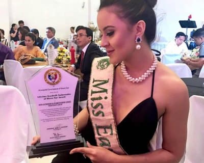 Katherine Espin gets Lifetime Goodwill Ambassador Award in Ilocos Sur