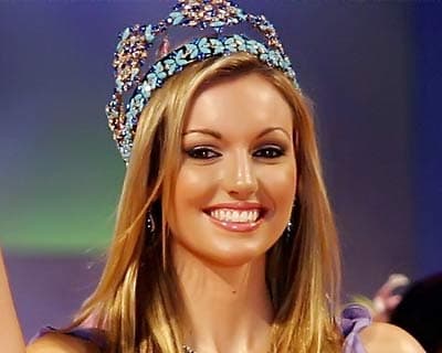 Miss World 2003 Rosanna Davison to publish a book on her ‘miracle journey to motherhood’