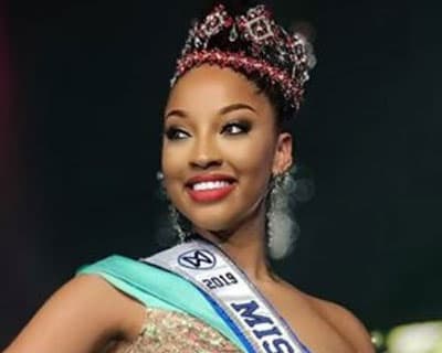 Nyah Bandelier crowned Miss World Bahamas 2019
