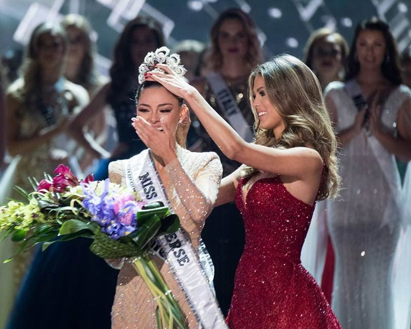 Demi Leigh Nel Peters from South Africa crowned Miss Universe 2017