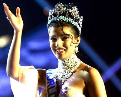 Priyanka Chopra- 18 facts for 18 years of being a beauty queen