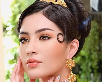 Mélia Constantin for the Miss Universe Cambodia 2020 crown?