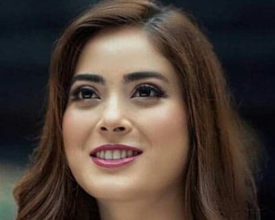 Shrinkhala Khatiwada showers love and support for Miss Universe 2018 Manita Devkota