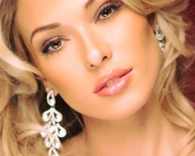 Michaela Fotiadis crowned as Miss Europe World 2016